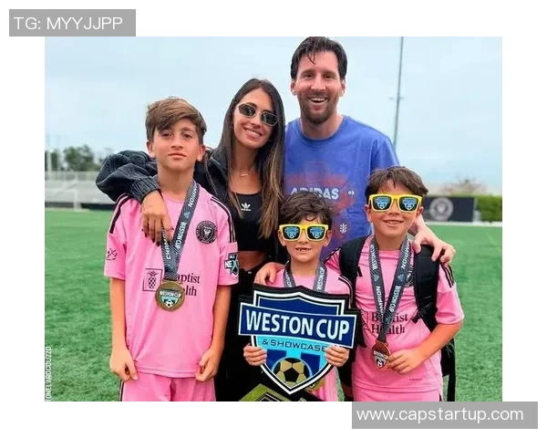 哪些足球明星有两个儿子 家庭幸福背后的温馨故事