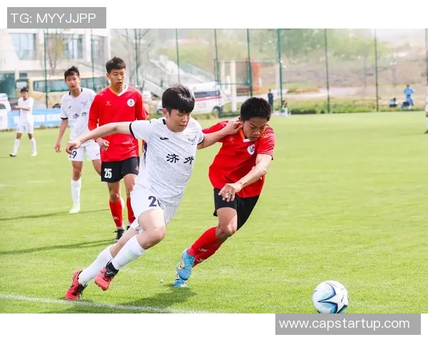 拯救足球传奇球星们的奋斗与荣耀：他们如何改变了足球的未来